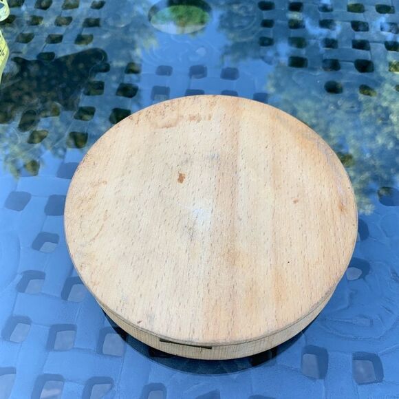 Vintage Wood Hamburger press/hand painted - Picture 3 of 4